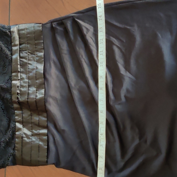 Baby on line D.R.E.S.S  Floor length Lace Gown - Picture 8 of 11